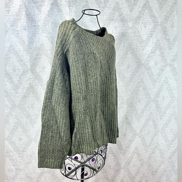 Vintage Salvatore Ferragamo olive green wool blend sweater size L - Picture 7 of 7